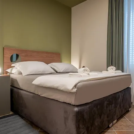 Apartment Green, Deluxe Two Bedroom Split