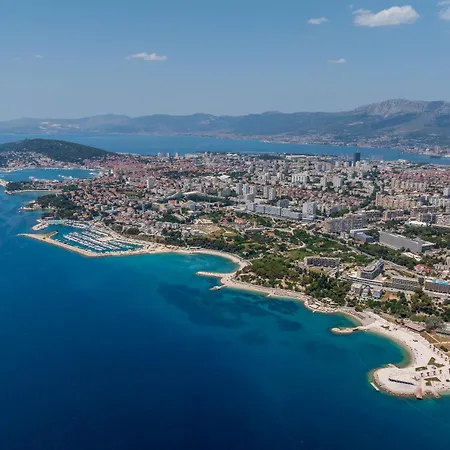 Green, Deluxe Two Bedroom Διαμέρισμα Σπλιτ